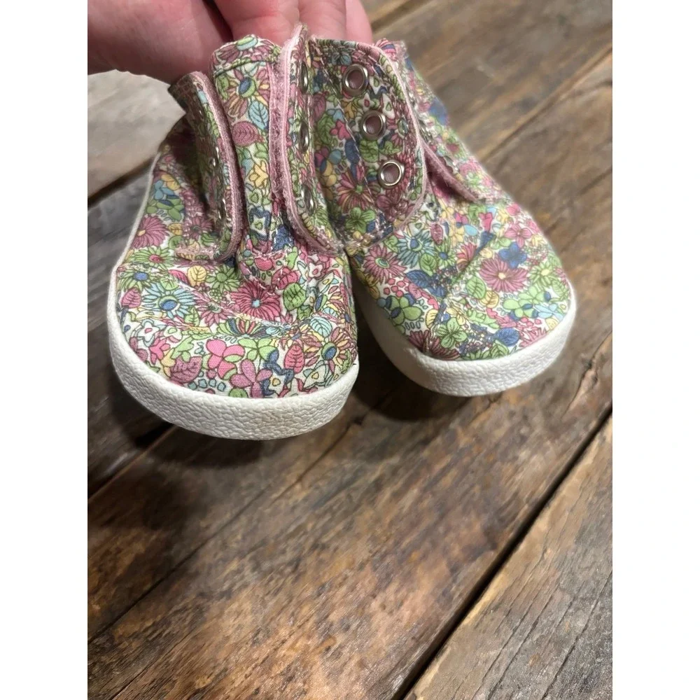 Toms‎ floral toddler shoes booties